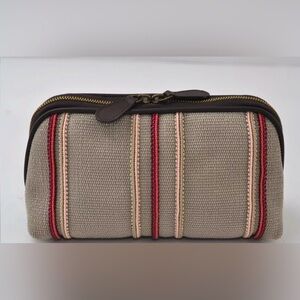 BOTTEGA VENETA Pouch 😎